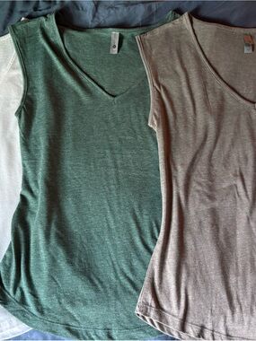 Sleeveless V-Neck Tank Tops 3 pack bundle lot